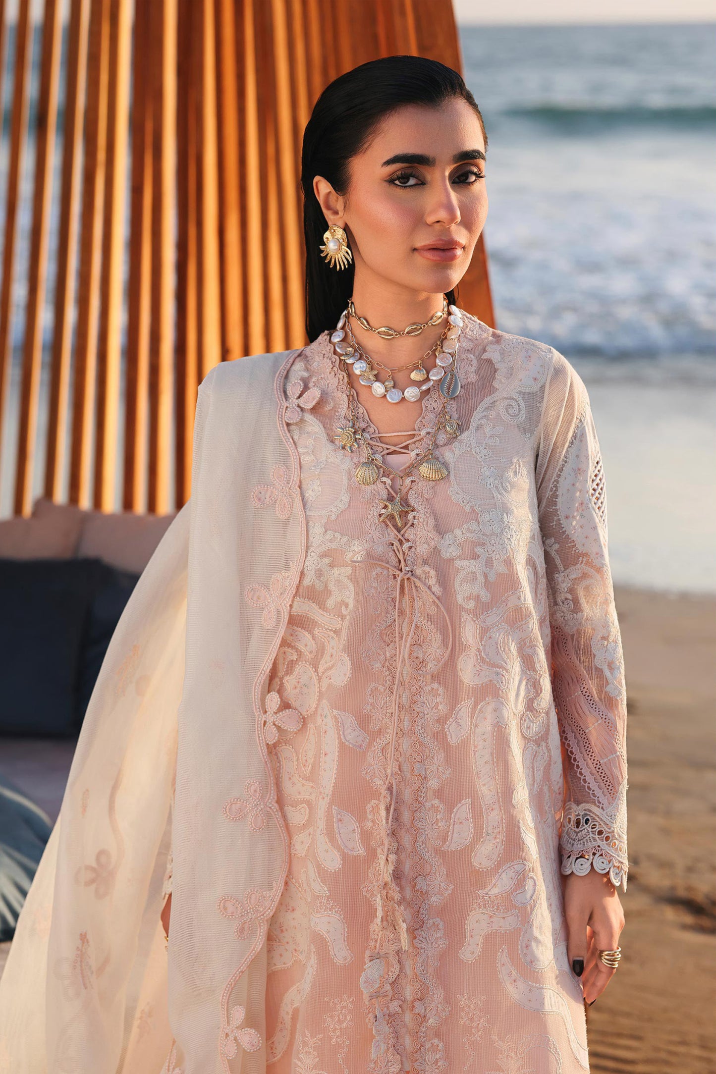 Blush Horizon Grace