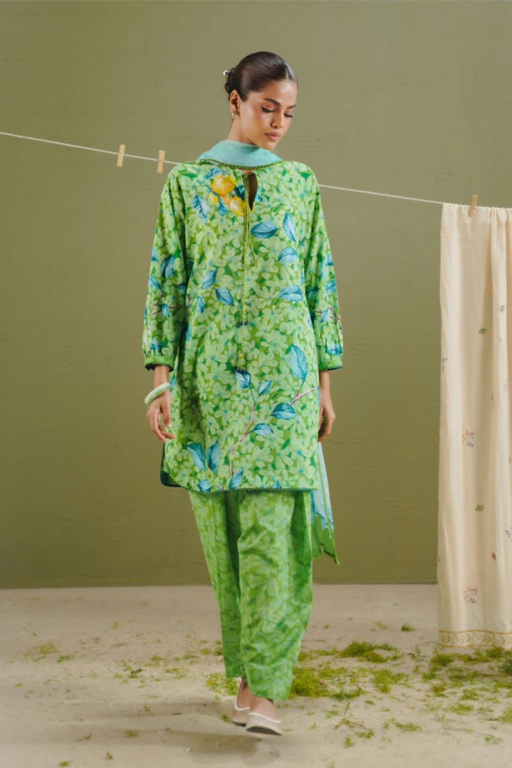 Pear Green & Aqua Marine Printed Suit