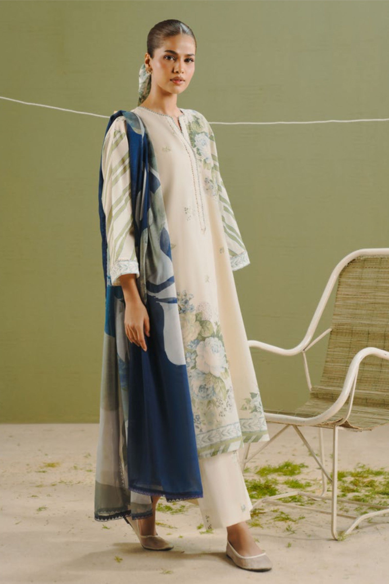 Off-White & Olive Green Floral Print