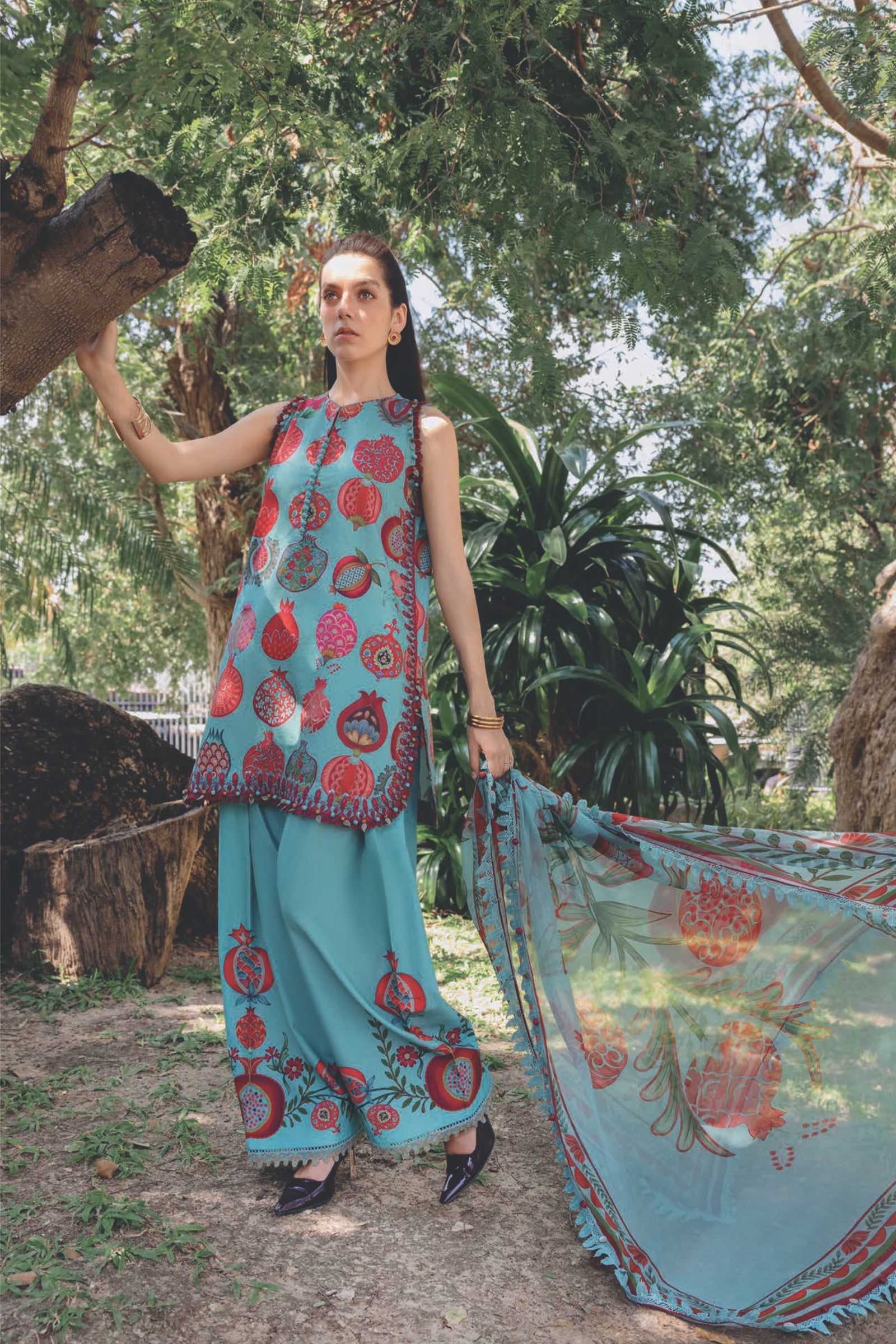 Azure Pomegranate Breeze Ensemble