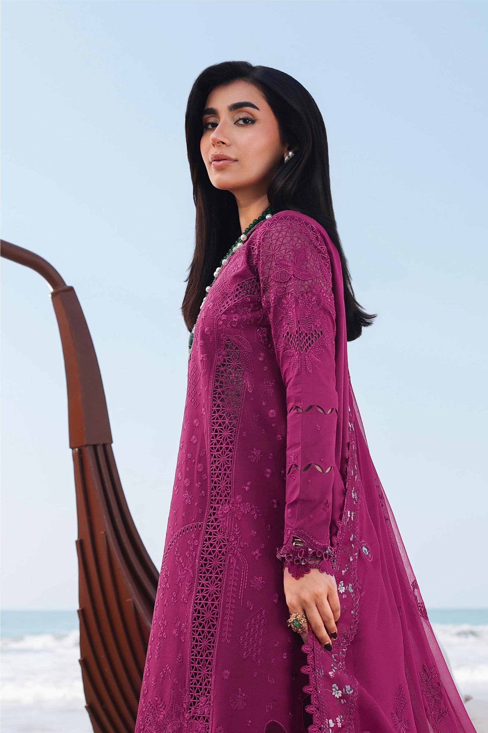 Magenta Shore Elegance