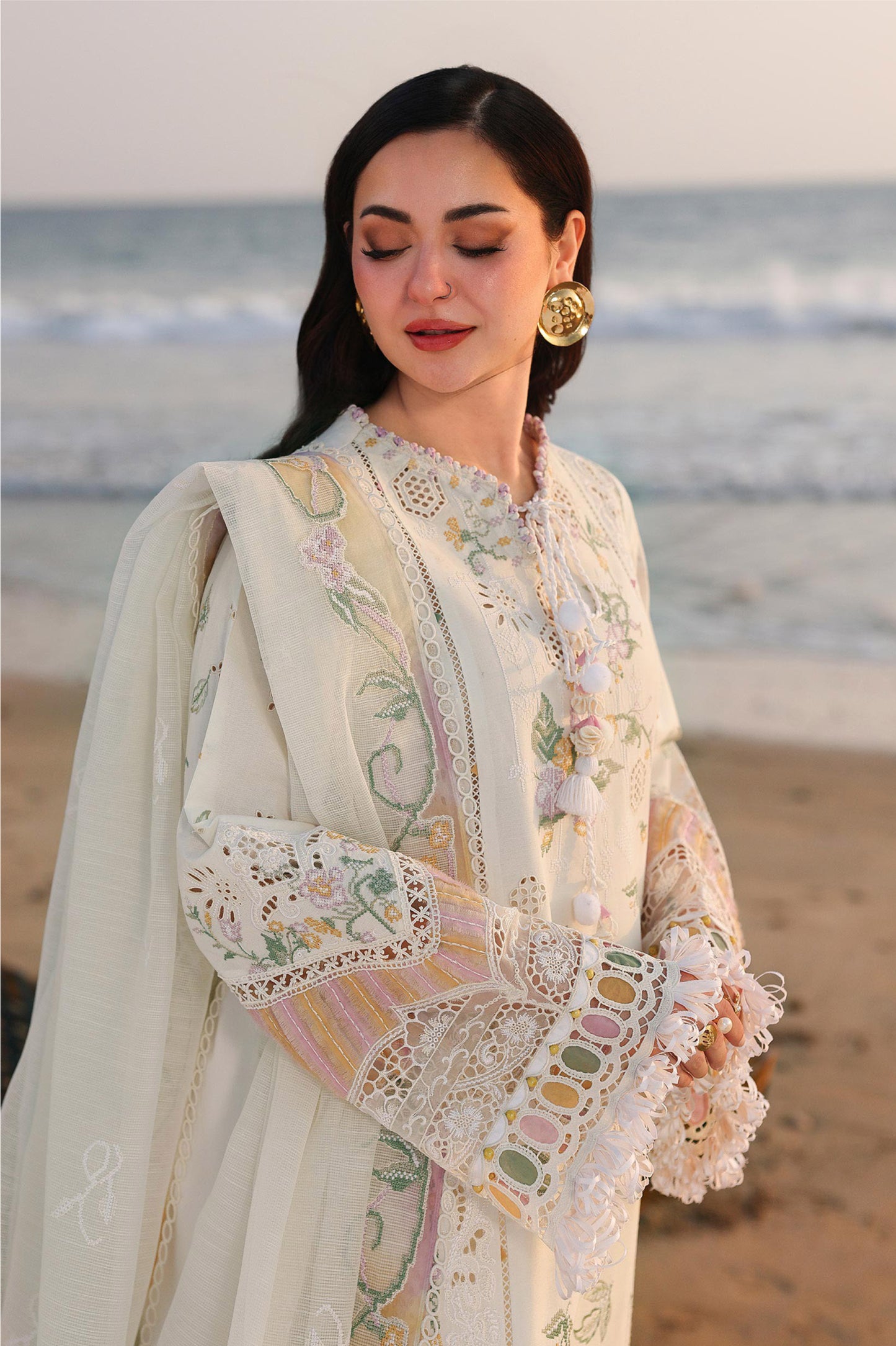 Seaside Ivory Bloom