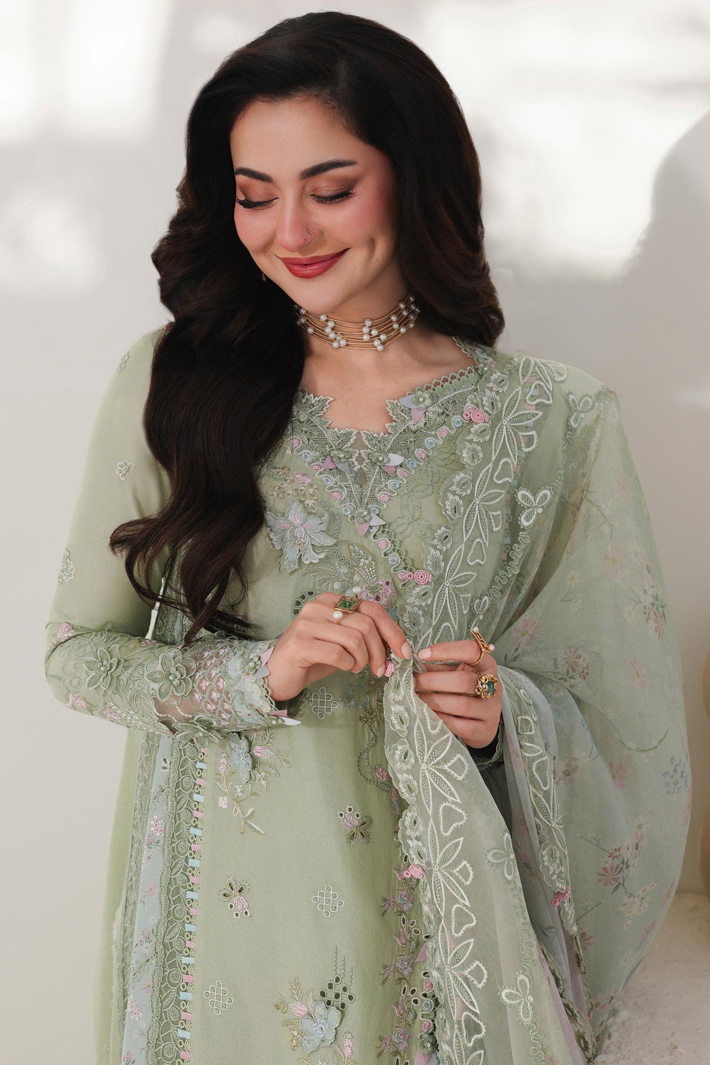 Mint Whisper Grace